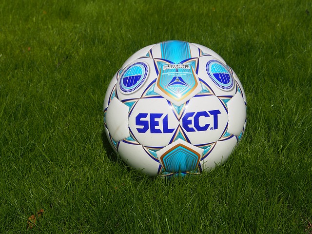 随着比赛的 随着比赛的